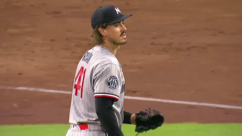 Alvarez's grand slam highlights 6-run inning as the Astros beat the...