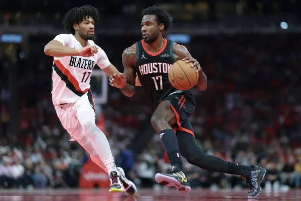 Sources: Eason to return to Rockets on 5-year, $81.5M deal