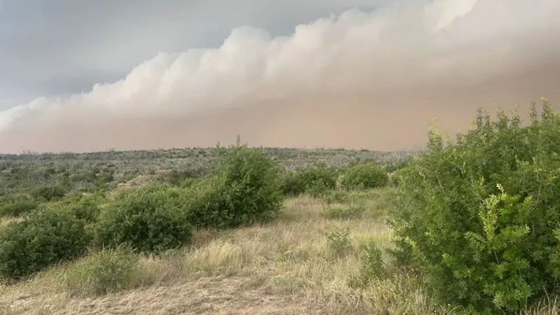 WATCH: Haboob rolls into Abilene ahead of Sundays storms