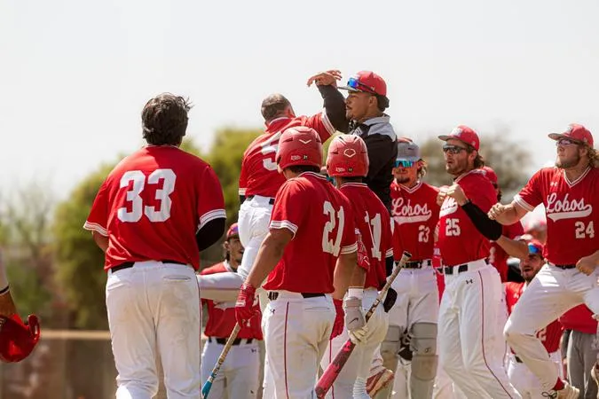 Lobos Turn It Up A Notch