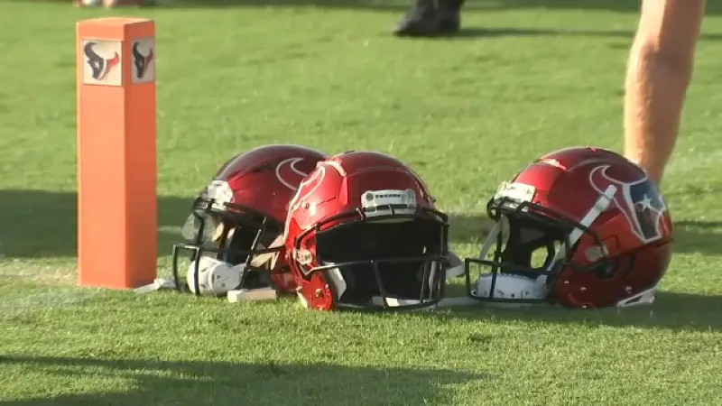 Ex-Lions player accused of kidnapping, completes physical for Texans