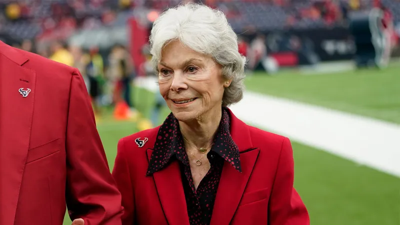 Janice McNair, co-founder of Texans, dies at age 89, family says