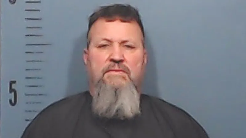 Taylor County man indicted after allegedly assaulting two children over ball in his yard