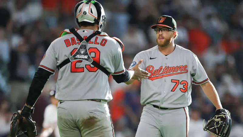 Orioles outlast Astros 4-2 in 11 innings for 6th consecutive victory