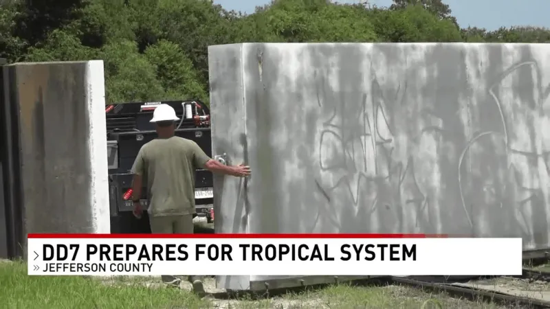 Drainage District 7 readies crews and flood gates for possible tropical storm