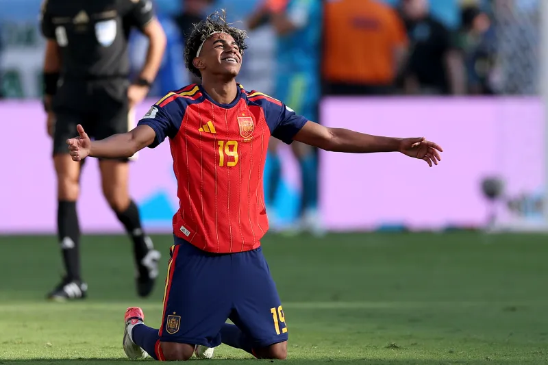 Reporter's Message: World Cup, Trump's awkward moment, Futbol impact