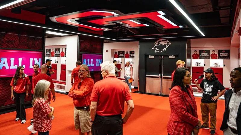Football Unveils New Locker Room