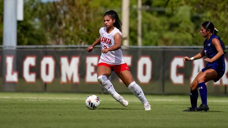 Cardinals Tie for Third in Southland Preseason Poll