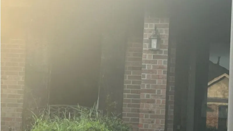 Man killed in Port Arthur house fire, mother injured