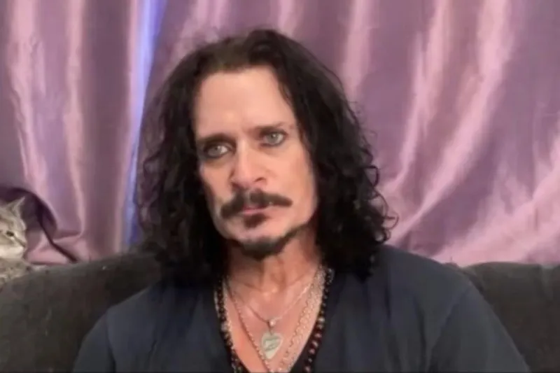 Warrant Drummer Details Health Woes: 'I'm Crumbling Inside'