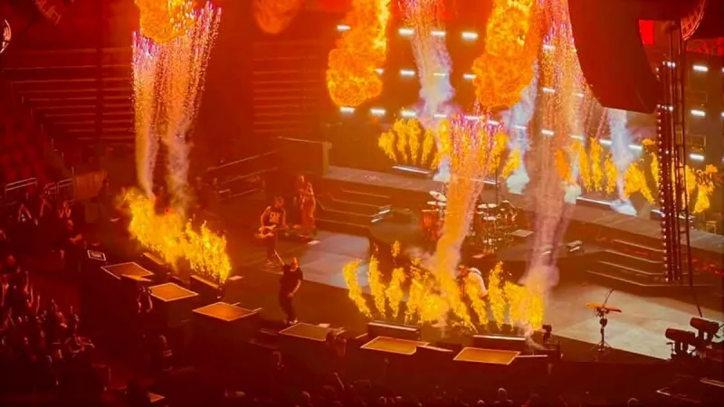 Shinedown Rips The Roof Off United Supermarkets Arena