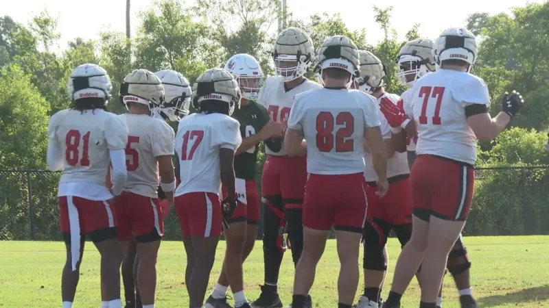 Lamar Cardinals open fall camp with first official practice as pads go on