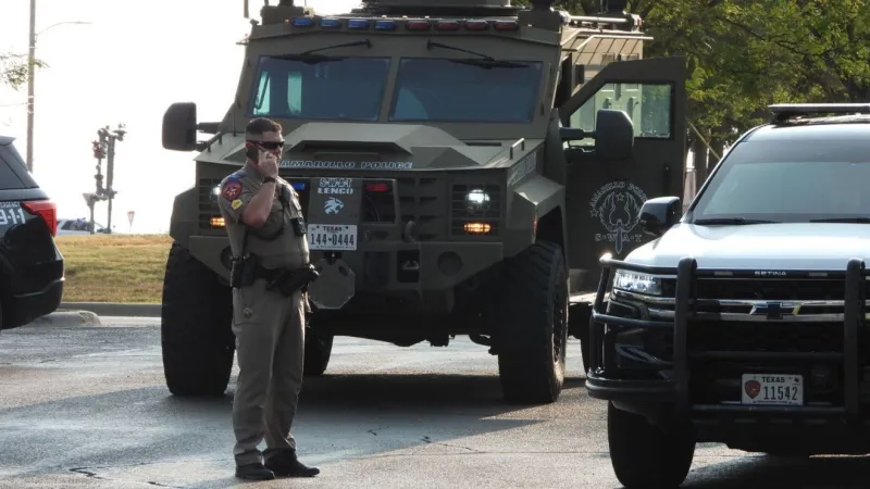 Suspect in Amarillo standoff accused of calling pregnant ex-girlfriend 36 times in 6 hours