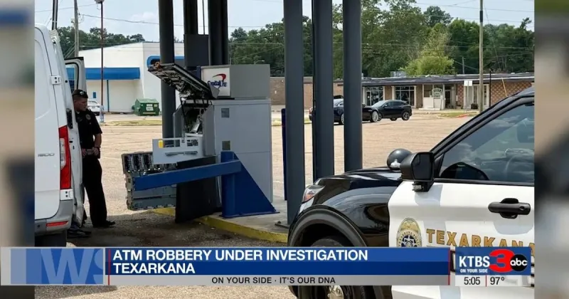 Police investigate afternoon ATM robbery in Texarkana