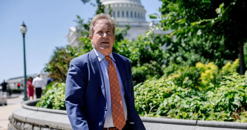 BYRON YORK: GOP could lose both houses of Congress