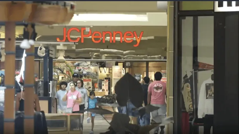 Texas sales tax holiday kicks off, shoppers hunt deals on back-to-school items