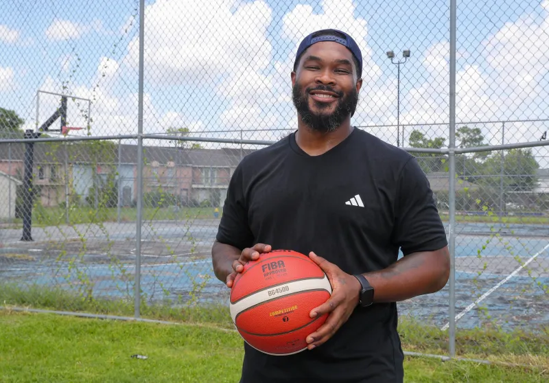 Brandon Johnson finds purpose mentoring Houston youth