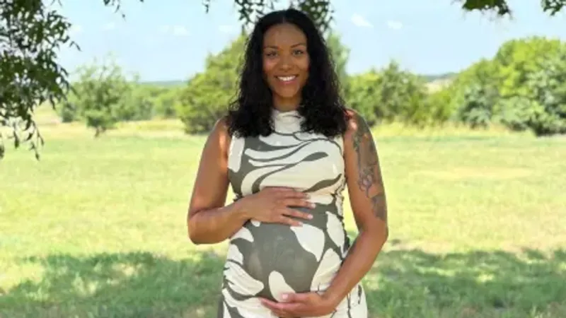 Texas provides medical care for surrogate who refuses to abort baby