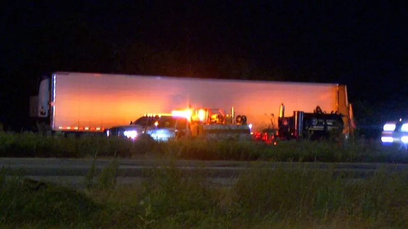 What's that smell? 18-wheeler's rotting cargo creates a stink along I-35