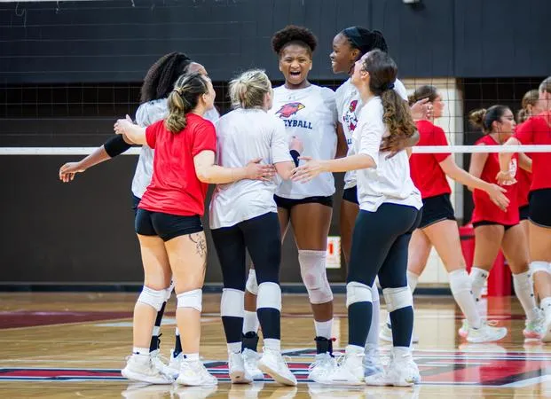 Cardinals open season hosting HCU for exhibition match