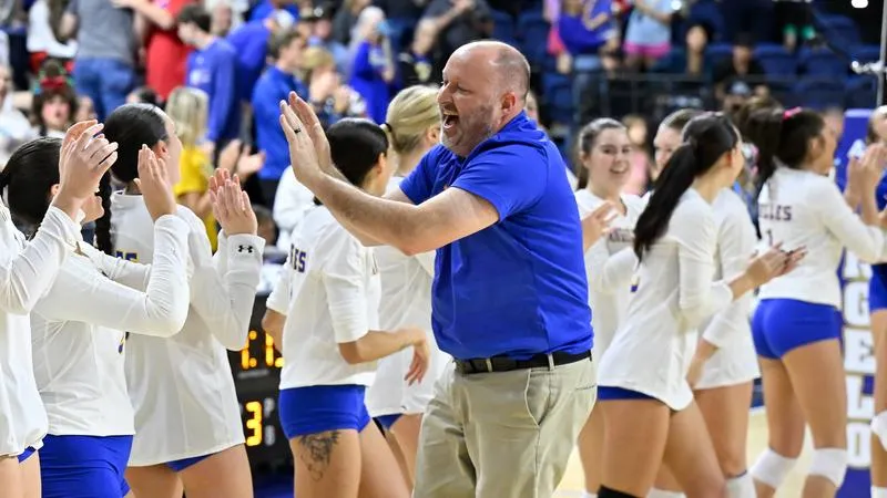 Belles Volleyball Ranked No. 21 in AVCA Preseason Coaches' Poll