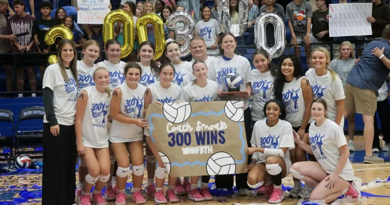 Central Heights' Smoak gets 300th coaching win at home
