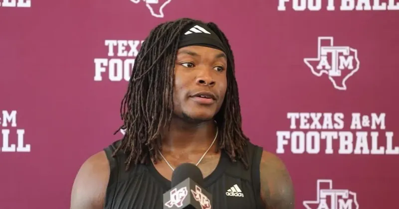 Watch: Bussey, Searcy talk Texas A&M preseason practice, more