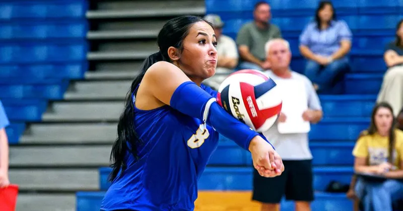 The UndeNINEable North Lamar Pantherettes: NL volleyball takes down Texas High and Leonard at home, posts first 9-0 start to season since 2011