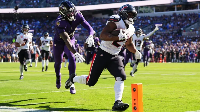 Former Browns, Texans RB Nick Chubb announces retirement