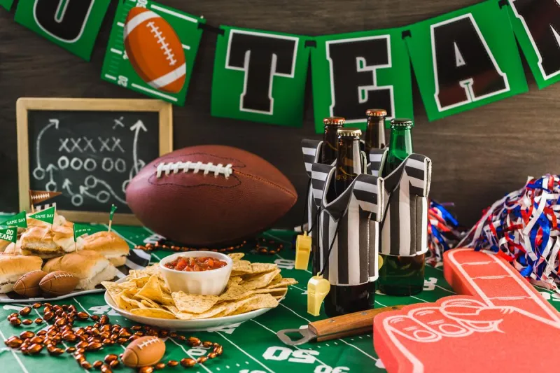 KICKS 105 Tailgate Party Kicks Off Football Season With Free Tacos, Prizes