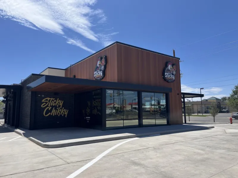 Sticky Chikky Celebrates Second Amarillo Location Grand Opening