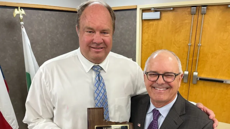 ABC 7's Drew Powell receives award for agriculture reporting