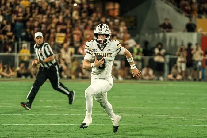 Jackson Adds Manning Award Watch List Recognition to Preseason Accolades