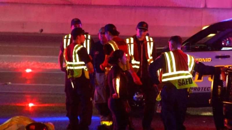 Motorcyclist killed after crashing into 18-wheeler on Northwest Side