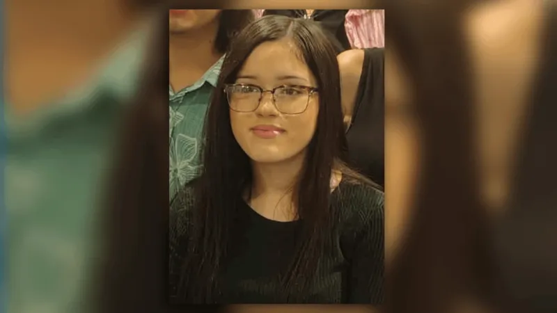 MISSING TEEN: 15-year-old Avery Carol Robles last seen Wednesday