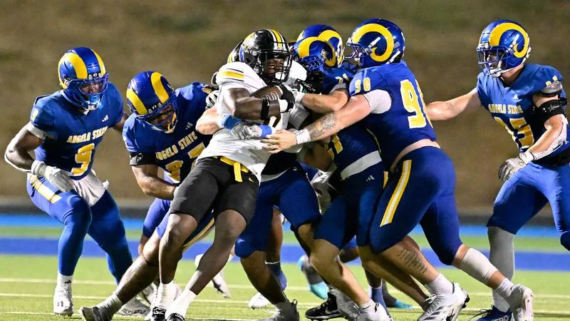RV Football Fall to RV Fort Hays State in Season Opener