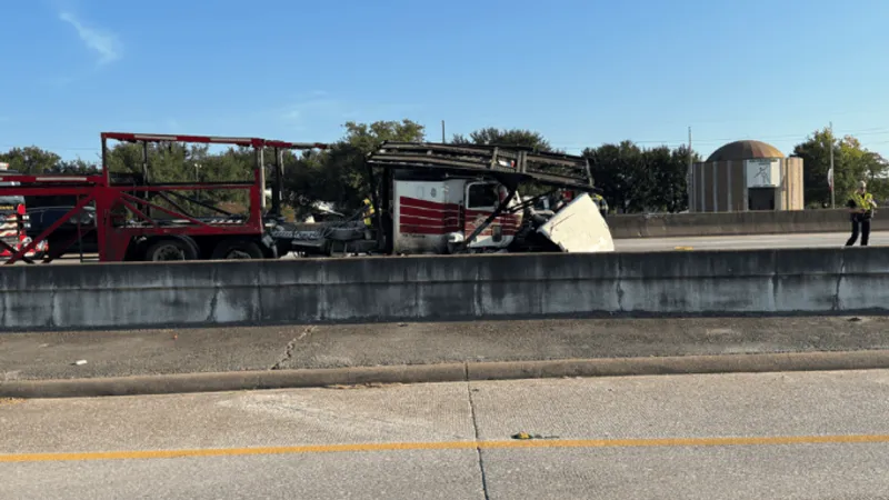 TRAFFIC ALERT: Major crash impacts Interstate 10 over Gulf