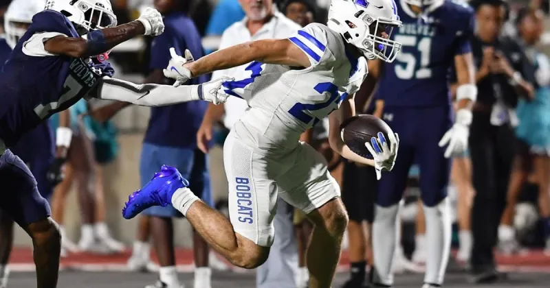 Football stat leaders: The top local passers, rushers and receivers through Week 1