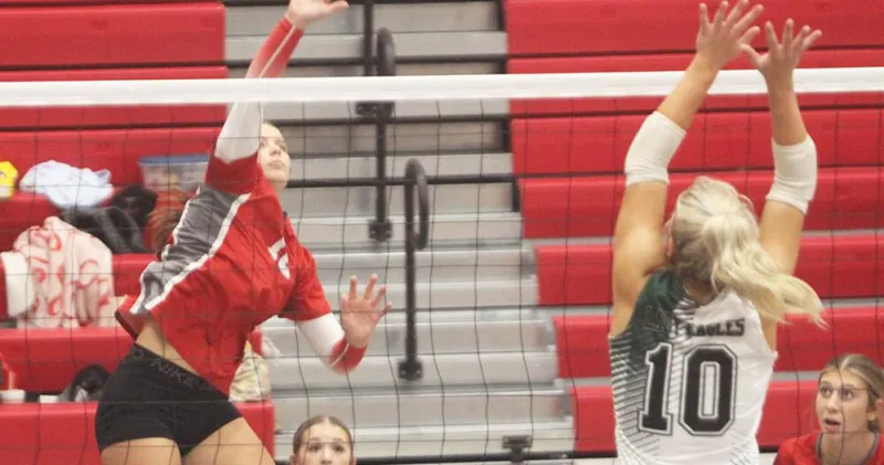 Chisum Lady Mustangs go 4-1 at Lone Oak Tournament