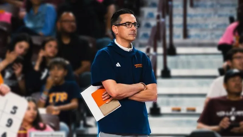 UTEP Volleyball Head Coach Ben Wallis Signs Extension