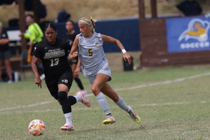 WSOC: Rams' Early Goals Secure Win