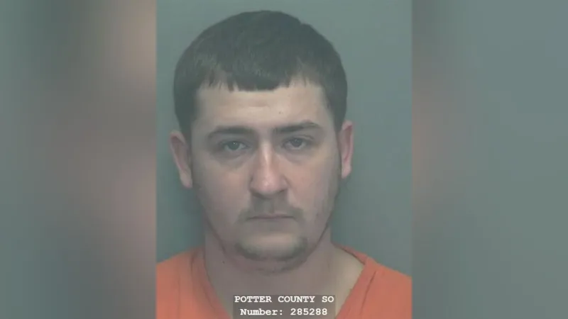 Man police say ran from traffic stop, leaving nearly 19 lbs. of marijuana behind indicted