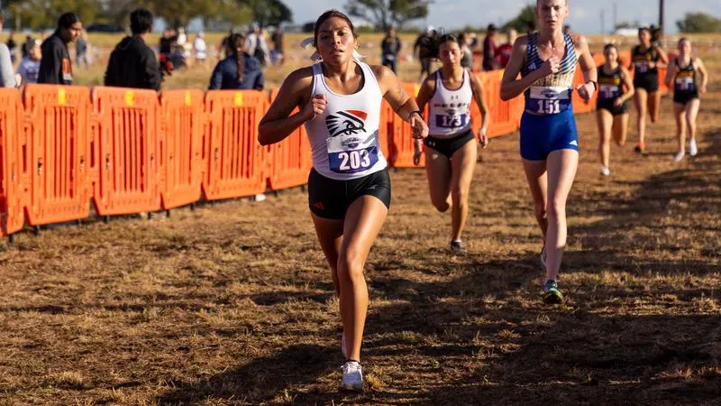 Women's cross country starts season at Abilene Christian