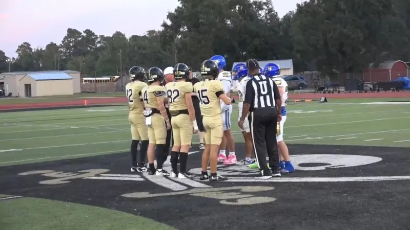 H.S. Football - Week 2 - Non District: Ham-Fannett 52 Vidor 10 Final