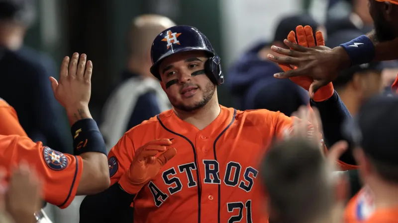 Yainer Diaz homers in 3-run 3rd, Astros beat Diamondbacks 3-1