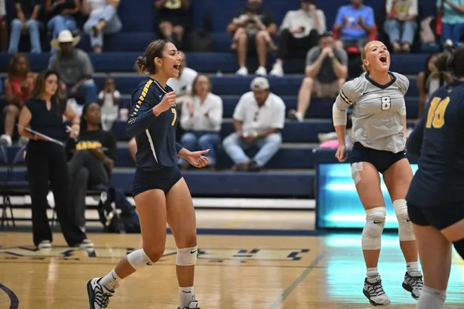 VB: Rams Finish Opening Weekend of Conference 2-0