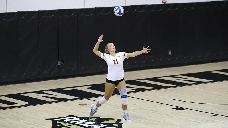 Mustangs lose tight five-setter to South Dakota Mines at Mountain Lion Classic