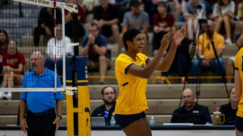 Lion Volleyball Triumphs At St. John's for best start since 2013