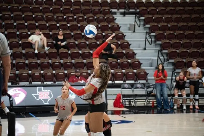 Lobos Finish Up In Colorado