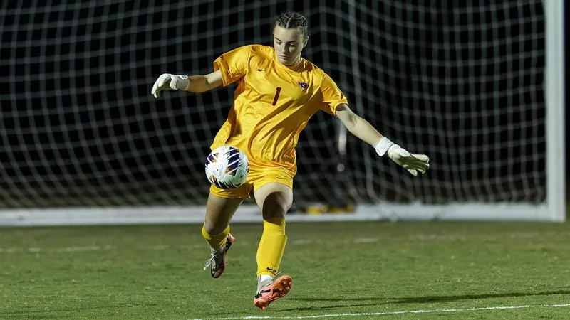 Lauren Short Named LSC Goalkeeper of the Week